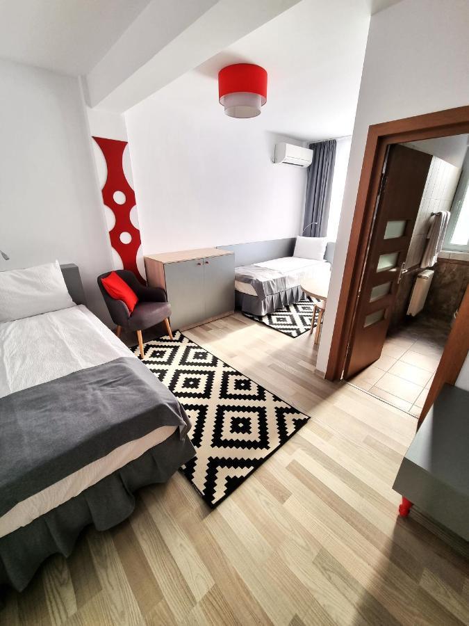 Motel Via Targu Mures Cristesti  Екстер'єр фото